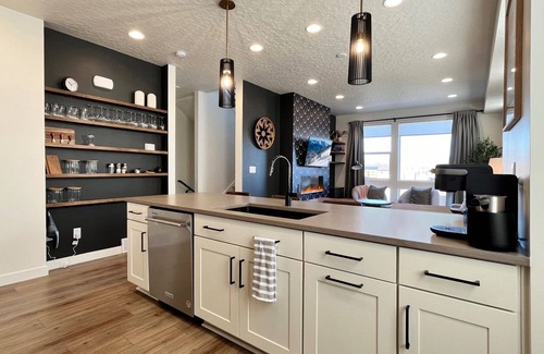 Park City House | Newer Modern Townhouse in Park City