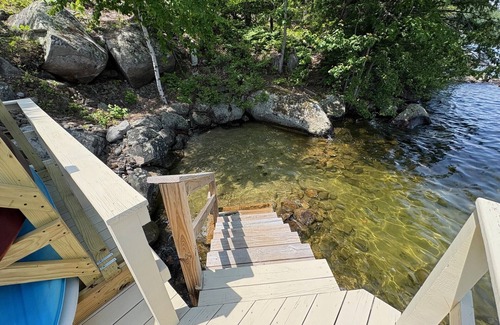 Bristol House | Newfound Lakefront Retreat – 4BR Huge Deck Private Dock and Water Toys!