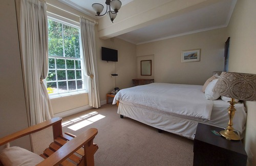 Newlands House | Newlands Guest House