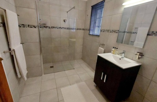 Newlands House | Newlands Guest House