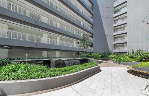 Claremont Apartment | Newlands Peak 823