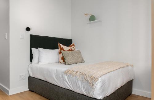 Claremont Apartment | Newlands Peak Apartments