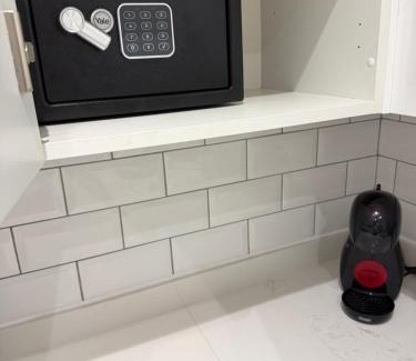 Westbourne Green Apartment | Newley Refurbished 2-Bed Only Minutes from London's Attractions