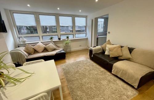 Westbourne Green Apartment | Newley Refurbished 2-Bed Only Minutes from London's Attractions
