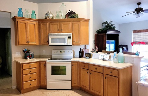 Grandezza Condo | Newly available for monthly rental in Grandezza. 2 bedroom, 2 bath, with den.