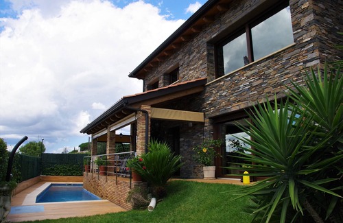 Santa Cristina de Aro House | newly built house luxury finishes 3 floors 145 meters and pool