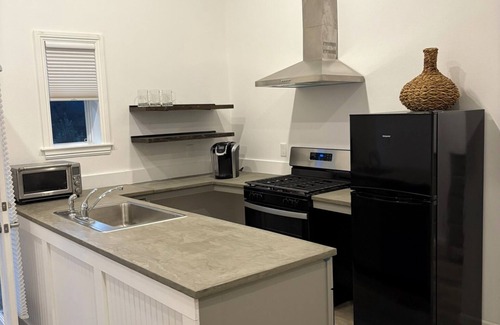 Fallbrook Apartment | Newly built 1BR/bath hideaway, steps to Monserate Winery