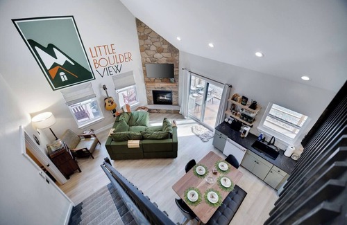 Jim Thorpe Cabin | NEWLY BUILT Charming Cabin Mountain Retreat in the Pocono Mountains Jim Thorpe, PA