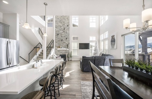Deer Mountain House | Newly constructed 4 bedroom in Deer Springs.
