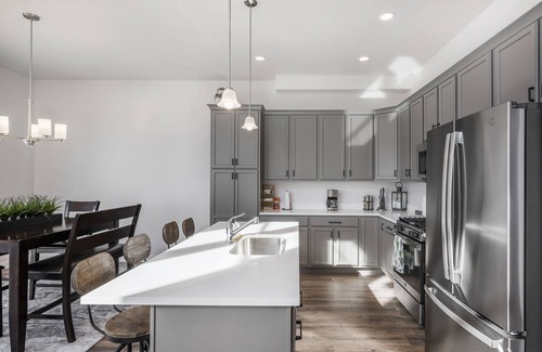 Deer Mountain House | Newly constructed 4 bedroom in Deer Springs.
