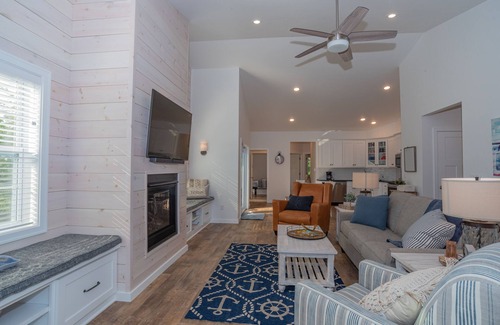 Sister Bay Condo | Newly constructed Condo in town only a block from Sister Bay Beach!