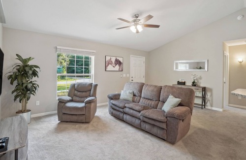 Candler House | Newly Constructed Ocala Home with Screened Porch!