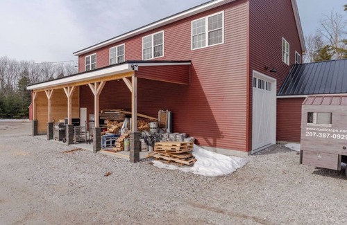 Gorham Apartment | Newly Constructed Two-BR Retreat Near Portland