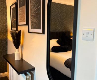 Colchester Apartment | Newly decorated Cozy home!
