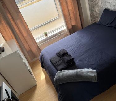 Erdington Apartment | Newly decorated lovely three bedroom flat