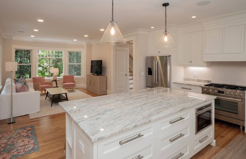 Historic Hill House | Newly fully renovated 5 bedroom close to all that Newport has to offer