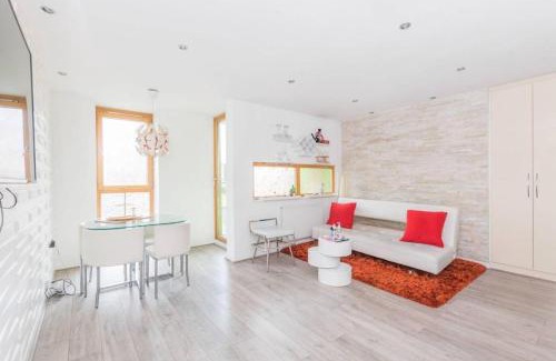 Barking Apartment | Newly Furnish 2 bedroom Flat