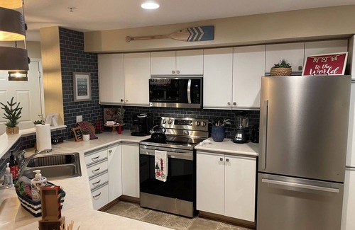 Kimberling City Condo | Newly Furnished Lakefront Condo in Kimberling City