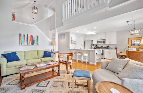 Saint Helena Island Villa | Newly Listed Bluff Villa with Creek and Golf Course Views