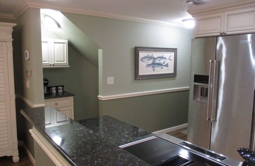 Flagler Beach Condo | Newly Listed | Walk to Beach | Pool | 2 bd, 2 ba, Free Parking | Free WIFI