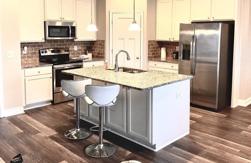 Buford House | NEWLY LISTENED: All New in the heart of Buford, GA