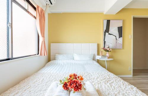 Nishi Apartment | Newly opened Hotel 7 京セラドーム徒歩10分 道頓堀 関西空港 大阪城 海遊館直行 USJ1回乗換 出張 Family friendly Free parking 15 minutes by car to USJ