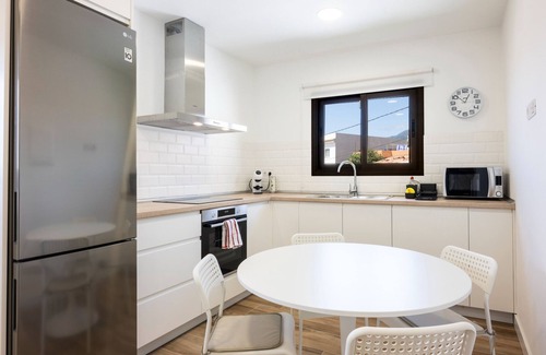 Santa Cruz de Tenerife Ski Chalet | Newly refurbished holiday home in S/C