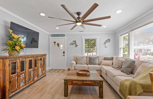 River District House | Newly refreshed and near Bradenton Riverwalk!