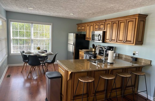Iuka House | Newly refreshed, charming 3-bedroom Pickwick Lake house located at Grand Harbor!