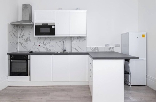 Addiscombe Apartment | Newly Refurbished 1 Bedroom flat
