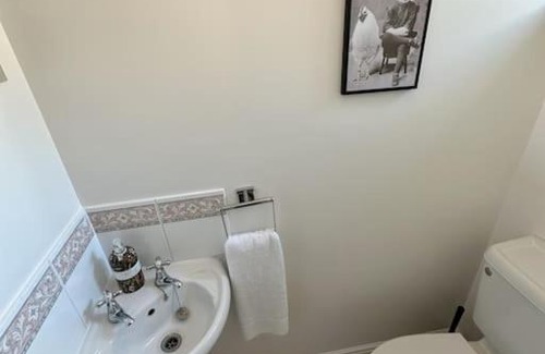 North Moreton Apartment | Newly refurbished 2 bed- Didcot