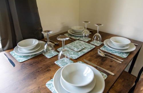 Mapperley House | Newly Refurbished Homely 4BR in Sherwood