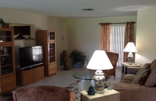 Braden River Villa | Newly refurbished spacious villa in Golf Pointe at Palm Aire, Sarasota