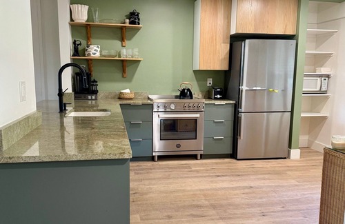 Mariner Sands Condo | Newly remodeled 2-BR condo in peaceful Stuart - Pool, Fitness Center, WiFi, AC.