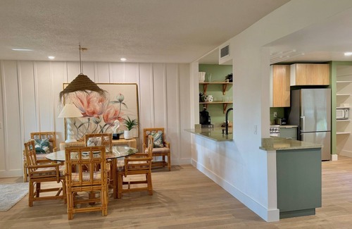Mariner Sands Condo | Newly remodeled 2-BR condo in peaceful Stuart - Pool, Fitness Center, WiFi, AC.