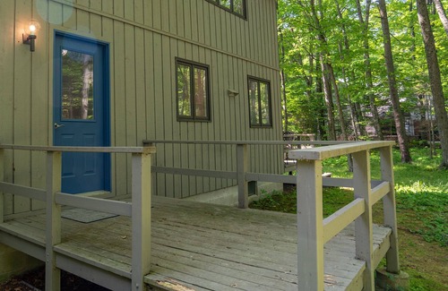 Gills Rock House | Newly remodeled 3 bedroom home on 200 feet of Lake Michigan shoreline!
