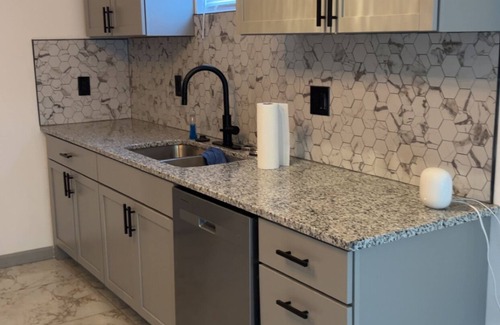 Kansas City House | Newly remodeled 3-bedroom, 2 bath house in Kansas City near Chiefs Stadium
