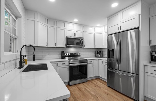Bellevue House | Newly Remodeled - 4 bedroom Single Family w/ fully fenced in yard