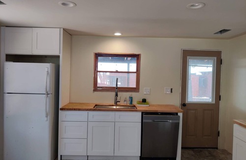 West Village Cabin | Newly Remodeled 5-bedroom cabin in Shaver Lake