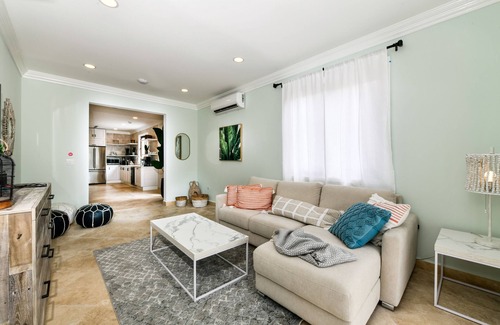 Noord Villa | Newly Remodeled 5-bedroom 5-bath in Tierra del Sol!