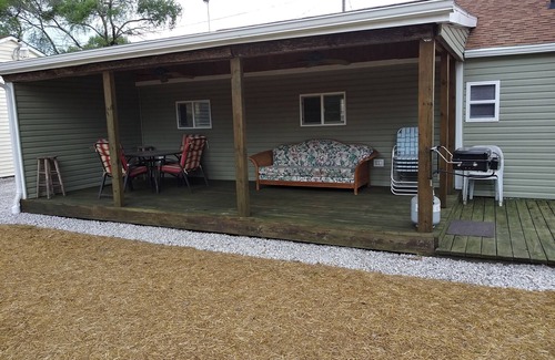 Port Clinton House | newly remodeled cabin style cottage, close to public boat ramps, and beaches .