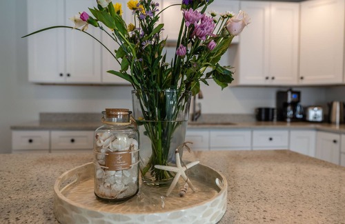 Kennebunk Condo | Newly Remodeled Coastal Getaway