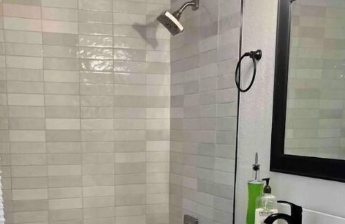Camelback East Apartment | Newly remodeled Condo at uptown Phoenix