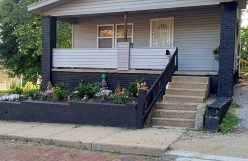 Canton House | Newly remodeled Home 1.6 miles away from the hall of fame. FULLY FURNISHED!