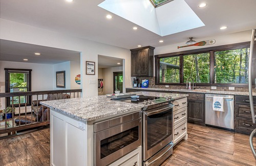 Minocqua House | Newly remodeled home on Lake Kawaguesaga!