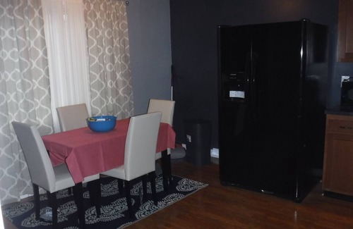 Harambee House | Newly Remodeled Home! Five minutes from Downtown Milwaukee