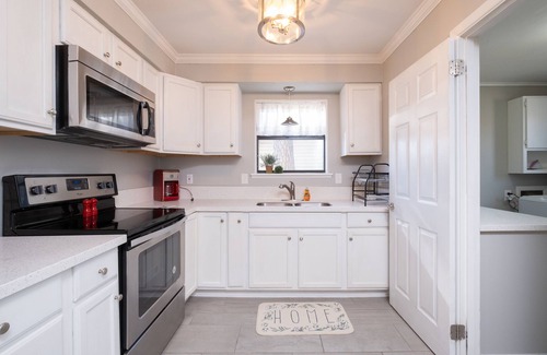 Little Rock House | Newly remodeled house close to Hwy and restaurants