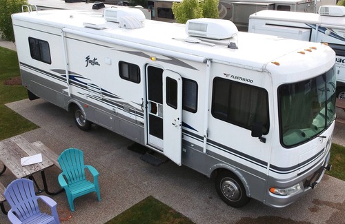 The Foothills House | Newly Remodeled Motorhome for Rent