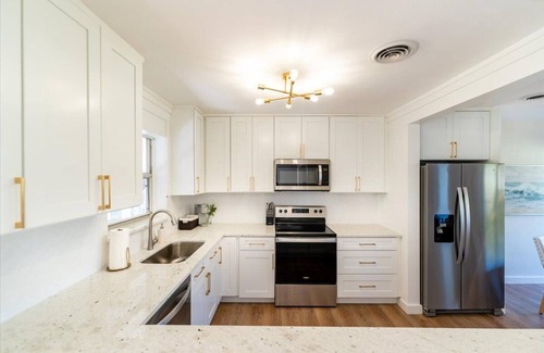 Florida Ridge House | Newly Remodeled Private Pool Home
