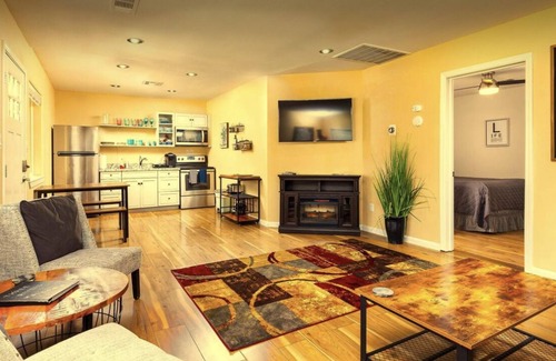 Three Rivers Cottage | Newly remodeled quaint Cottage